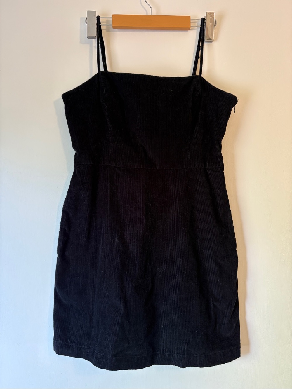 Wilfred Isabelle Black Corduroy Mini Dress Spaghetti-Strap Size 8 - Picture 3 of 11
